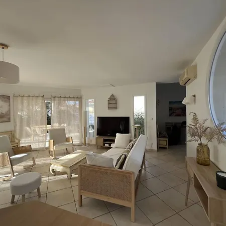 Port Camargue - Jolie Pour 6 Personnes Climatisee Avec Jardin Et Parking Villa *